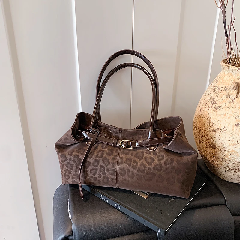 Luxury Bags Sale - ليوبارد طباعة الخياطة الموضوع غلق بمشبك
