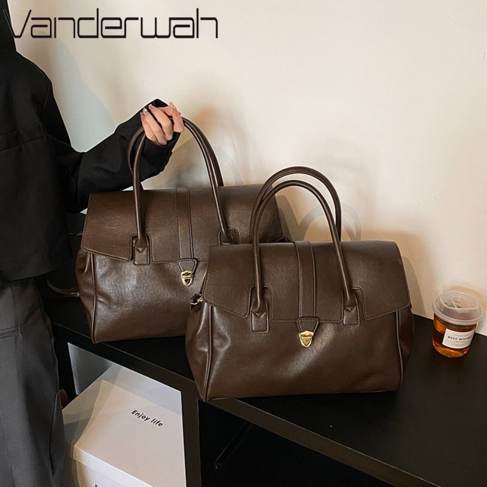 Luxury Bags Made - حقائب كتف نسائية فاخرة ذات سعة