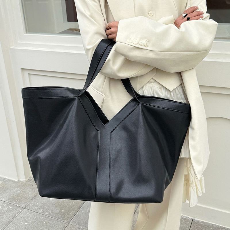 حقائب يد نسائية فاخرة من الجلد - مراجعة Luxury Bags Tote وسعره
