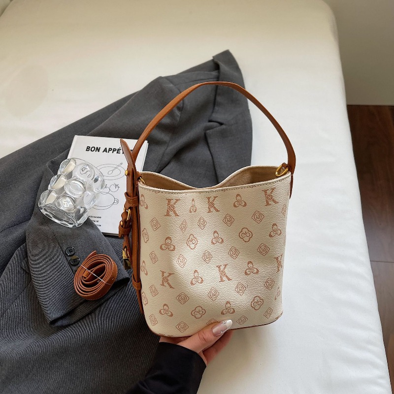 حقيبة يد جديدة بتصميم ريترو مط - مراجعة Luxury Bags Sale وسعره
