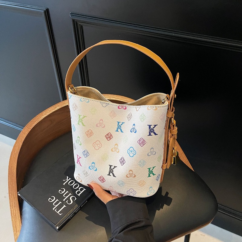 حقيبة يد جديدة بتصميم ريترو مط - مراجعة Luxury Bags Sale وسعره
